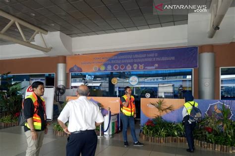 Lonjakan Penumpang Mulai Terlihat Di Bandara SMB II Palembang ANTARA News