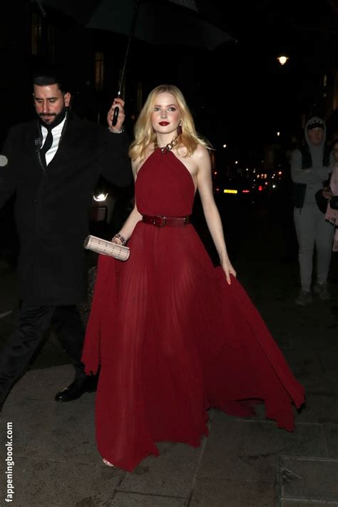 Ellie Bamber Honeybambs Nude OnlyFans Leaks Fappening Page FappeningBook