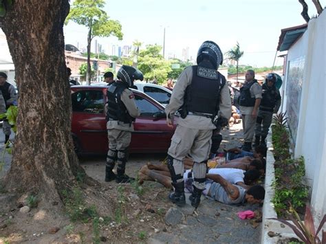 G1 Pm Detém Cinco Pessoas Durante Operação Em João Pessoa Notícias