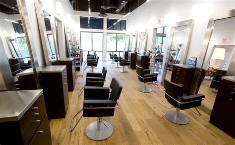 Top Americas Beauty Salons The Best Makeup Parlours And Spa