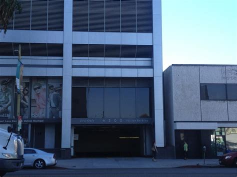 6300 Wilshire Blvd - Parking in Los Angeles | ParkMe