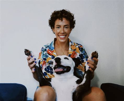 GET TO KNOW: julianne