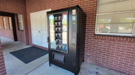 Controversial Narcan Vending Machines Installed In Putnam County Wjct News 899