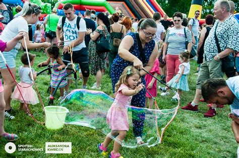 Festiwal Baniek Mydlanych W Starachowicach Du O Zdj