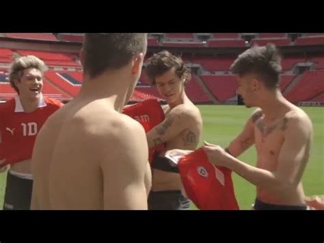 One Direction Shirtless