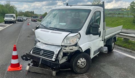 Sempach Lu Unfall Durch Lieferwagen Auf Der A