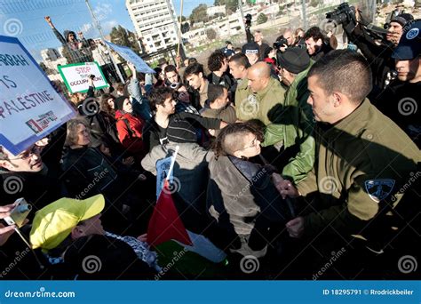 East Jerusalem Protest editorial photo. Image of israeli - 18295791