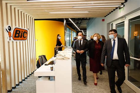 BIC ОТВОРИ ПЪРВИЯ ПО РОДА СИ ЦЕНТЪР ЗА СПОДЕЛЕНИ УСЛУГИ В БЪЛГАРИЯ ...