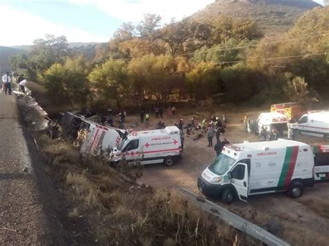 Fatal accidente de bus en Sta Maria del Río San Luis Potosí