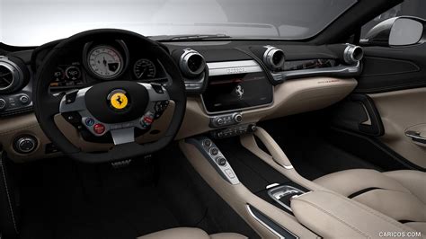 Ferrari GTC4Lusso | 2017MY | Interior, Cockpit