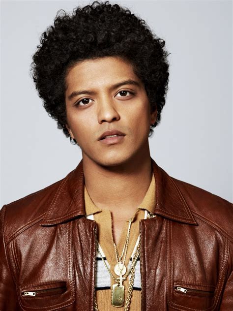 Bruno Mars biography, height, net worth, dating history, age 2025