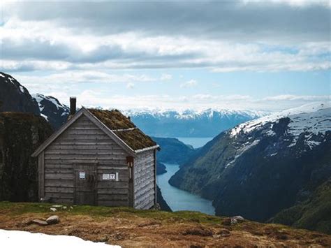 Hardanger Guided Hikes Hardangerfjord Adventure