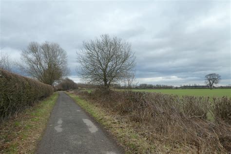 Lane Heading East Ds Pugh Geograph Britain And Ireland