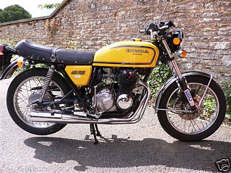 CB400 Gallery - Classic Motorbikes