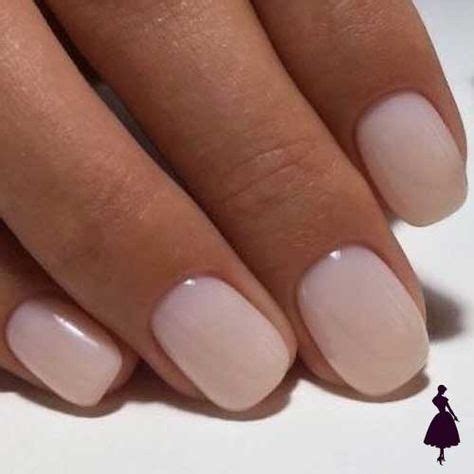 Las U As Milky Siguen En Tendencia Este Simple Nails Neutral