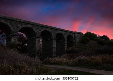 Old Bluestone Bridge Sunrise Sunbury Victoria Stock Photo 555100732 | Shutterstock