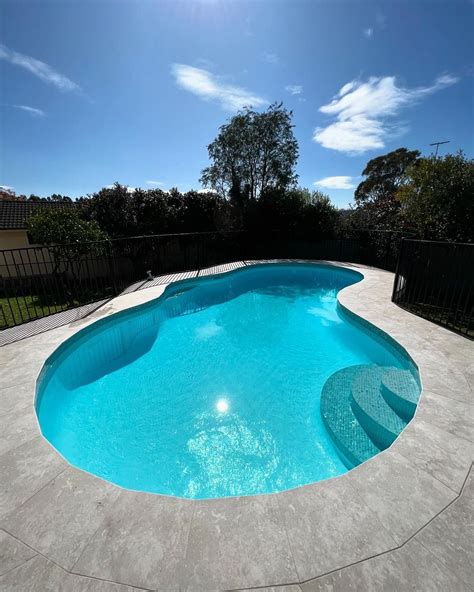 Concrete Swimming Pool In Sydney Resurfaced With Luxapool Epoxy In White By Cleantech Pools