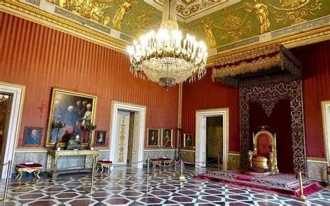 Venerdì a Palazzo sere destate a Palazzo Reale di Napoli