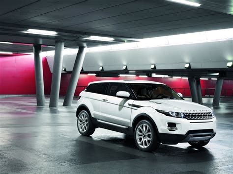 Range Rover Evoque Official Details and Photos - autoevolution