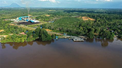 Banjir Hingga Setinggi 2 Meter Landa Wilayah Hulu Di Kabupaten Sintang