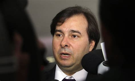 Ap S Cr Ticas A Ministro Rodrigo Maia Defende Harmonia Entre Os