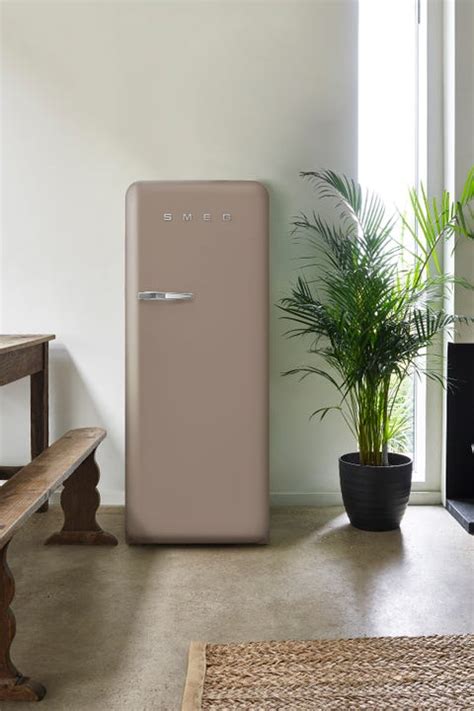 Smeg Fridges Now Available in Three New Colours