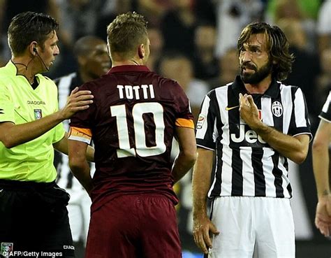 Wasit Juve Roma Dikenai Sanksi