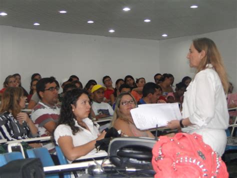 PROJETO PREPARAÇÃO RUMO A UNIVERSIDADE 2012 INICIA AULA INAUGURAL