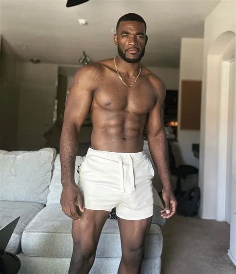 Marshall Price Str8 ALPHA Male Ass ThisVid