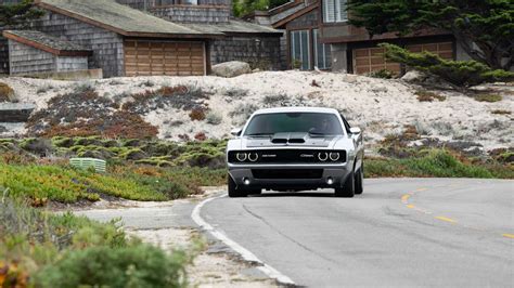 This Dodge Challenger Hellcat Makes Its Best Impression Of An Old ...