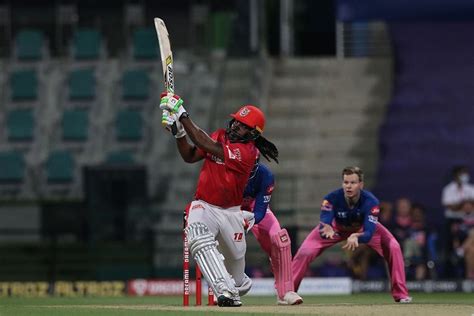 Chris Gayle Becomes First Batsman To Hit 1000 Sixes In T20 Cricket