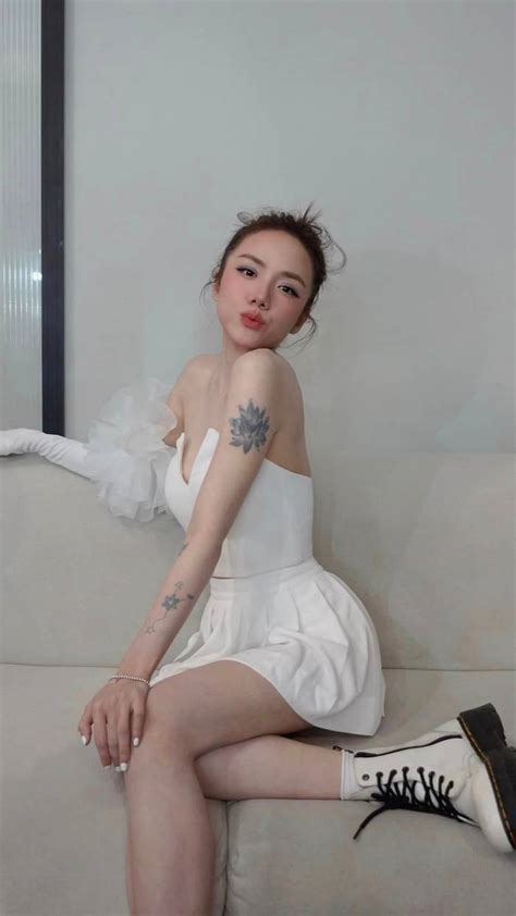 Ảnh Phương Ly Sexy Mặc Bikini Khoe Dáng Ngon GenZ Relax