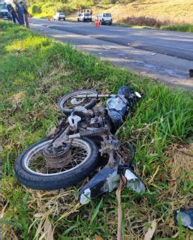 Motociclista morre ao colidir caminhão em rodovia do PR MZ Notícia