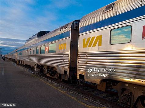 48,696 Via Rail Train Stock Photos, High-Res Pictures, and Images ...