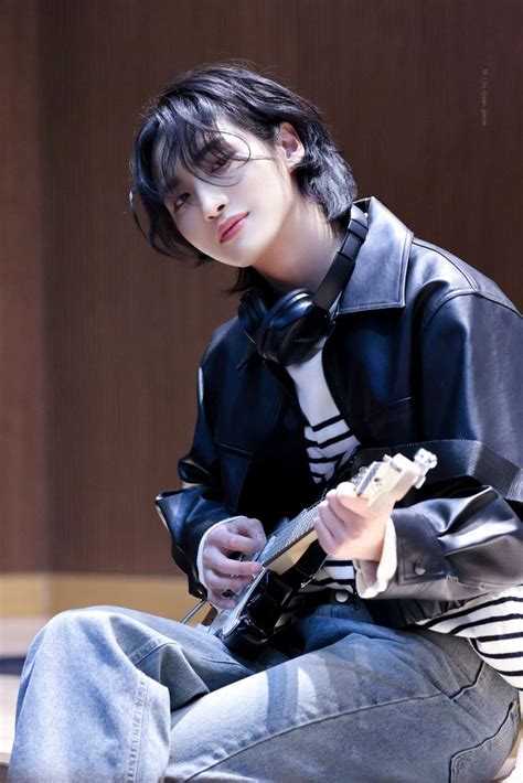 · ͟͟͞͞ Emo Rockstar Seonghwa Ateez In 2024 Park Seong Hwa Rockstar