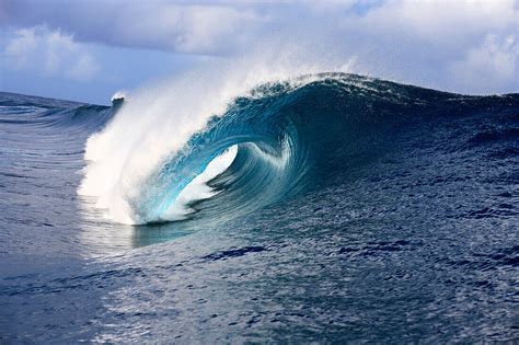 View Into A Wave Tube Teahupoo Tahiti License Image 70260014