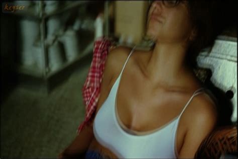 Naked Yoima Valdés in Slam