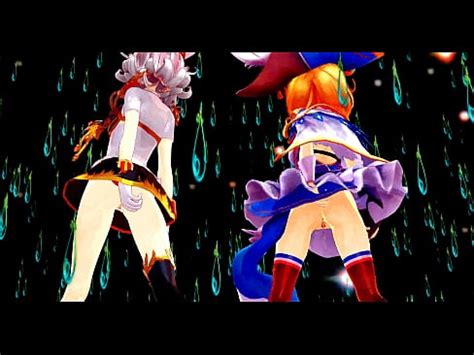 Two Girls Without Panties Dance And Sing XVIDEOS