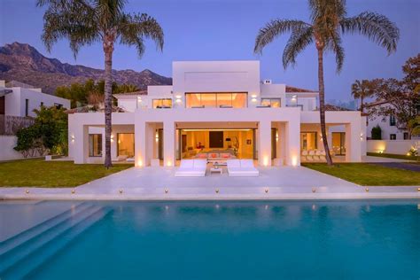 Modern luxury villa for sale in Sierra Blanca, Marbella in Marbella, Spain for sale (10498756)