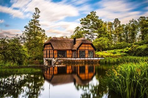 Caba As En El Bosque Con Lago Casas De Campo