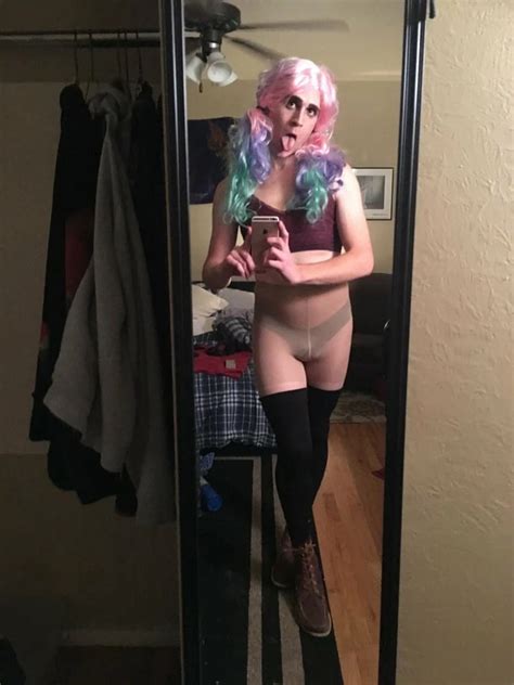 Cock Hungry Sissy 10 Nude Pics XHamster