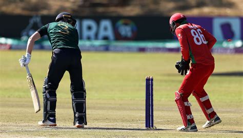 Lorcan Tucker Gets Castled Espncricinfo