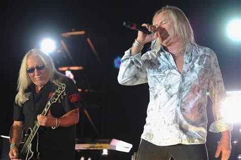 Former Uriah Heep Singer Joins Band on Tour