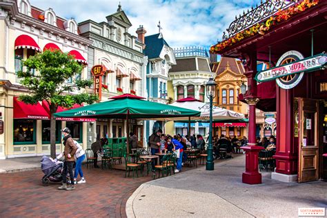 Disneyland Paris Parklarda harika bir gün geçirmek için ipuçlarımız ve