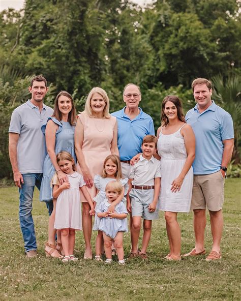 Capturing extended family sessions is always special to me. These