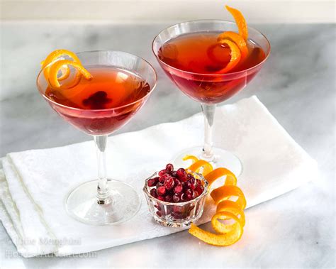 Easy Pomegranate Clementine Vodka Cocktail For A Toast