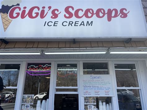 GiGis Scoops Ice Cream Rhode Island Roadtrippers