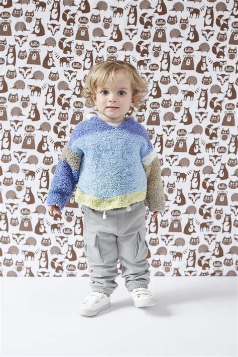 Free Crochet Baby Hoodie - BePatterns