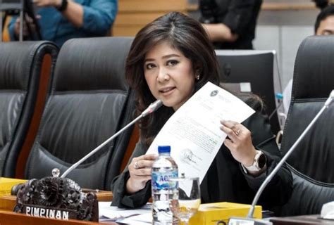 Meutya Hafid Janji Bakal Pecat 11 Pegawai Yang Terlibat Judi Online