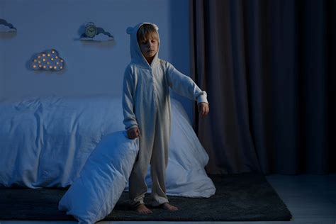 Best 12 Sleepwalking in Kids and Adults – Artofit